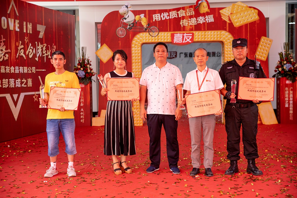 �������Ƚ���������ǣ����鳤�Ŷӡ������Ŷӡ�PA��Ѷ��֧����PA��Ѷ��������