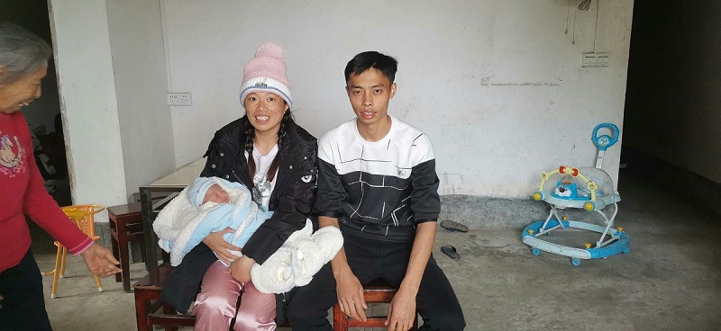 ���������ܼ��װ�������������Ա��Я�ֹ��� (8)